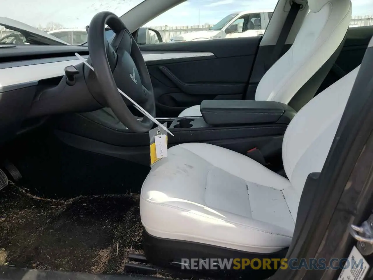 7 Photograph of a damaged car 5YJ3E1EA7PF639266 TESLA MODEL 3 2023