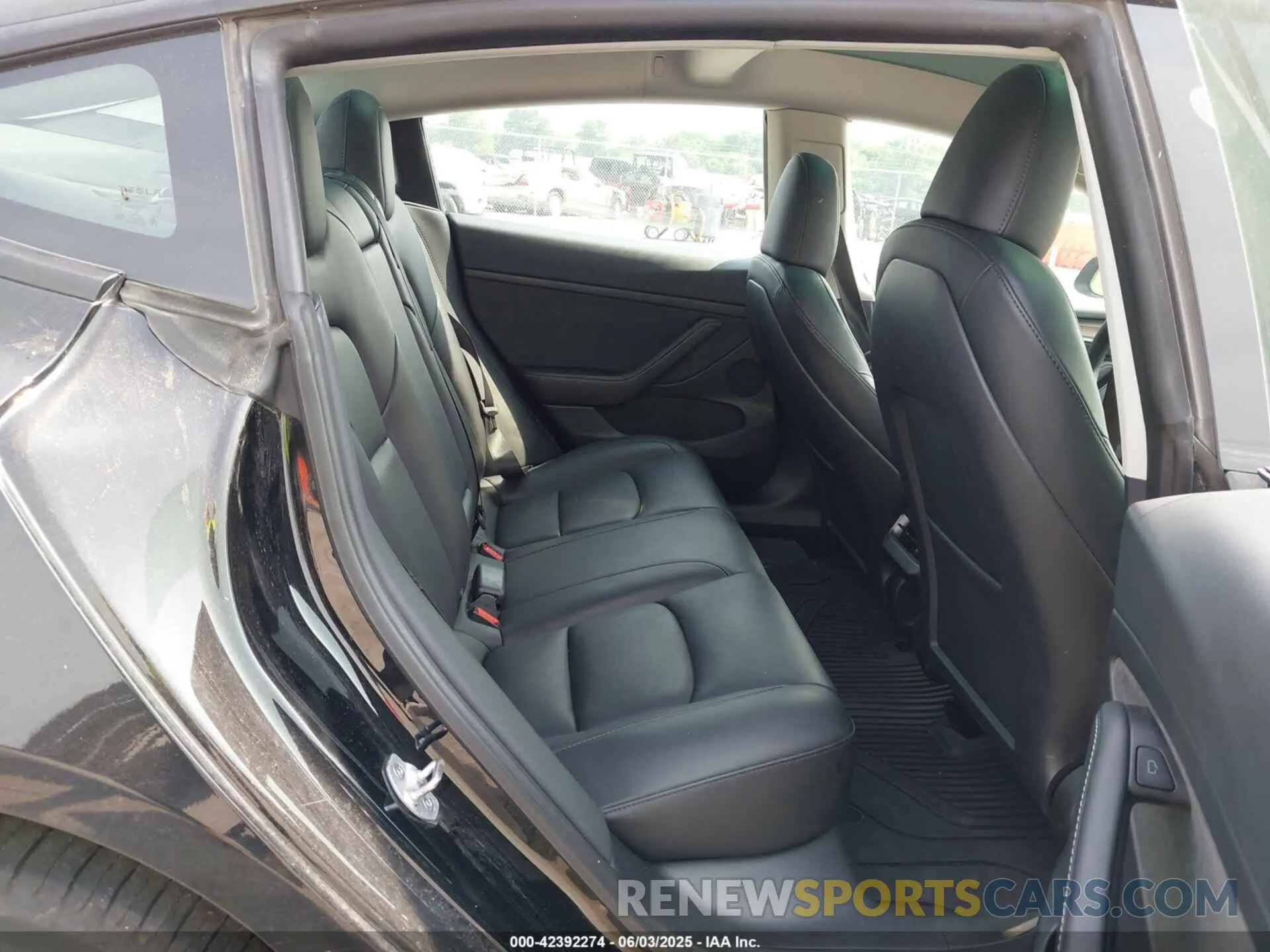 8 Photograph of a damaged car 5YJ3E1EA7PF641695 TESLA MODEL 3 2023