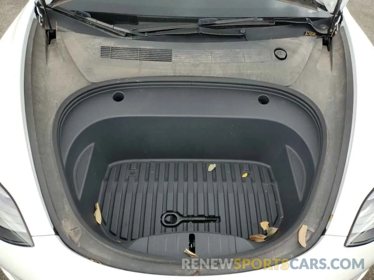 12 Photograph of a damaged car 5YJ3E1EA7PF652082 TESLA MODEL 3 2023
