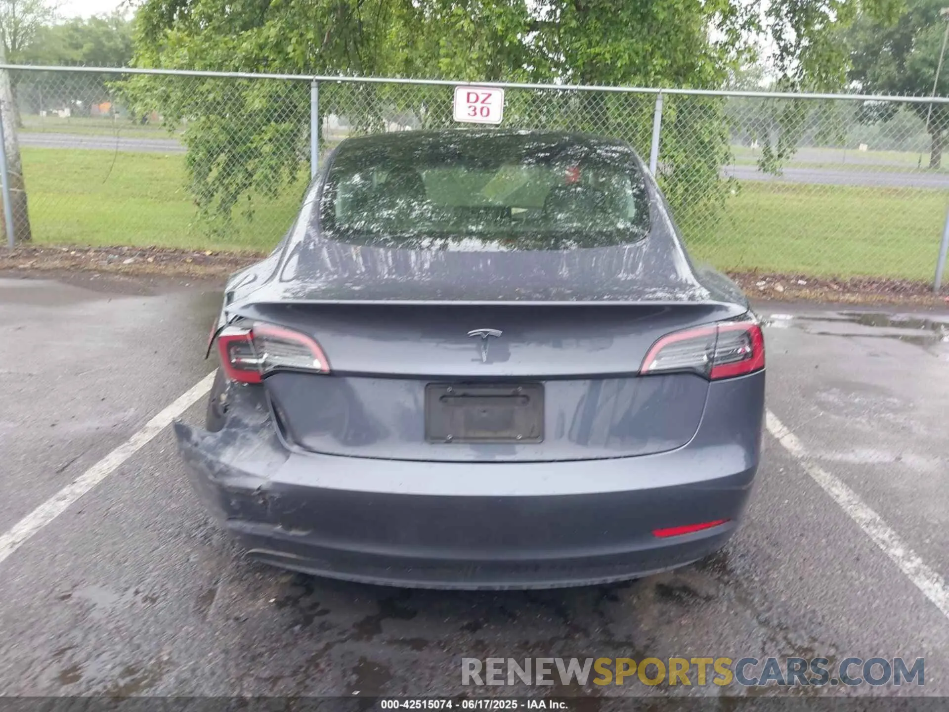 15 Photograph of a damaged car 5YJ3E1EA7PF658464 TESLA MODEL 3 2023