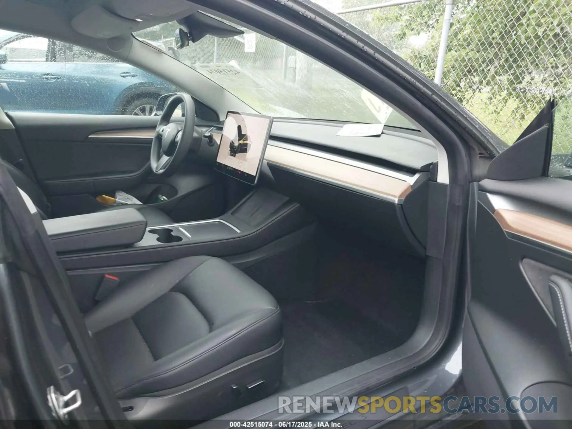 5 Photograph of a damaged car 5YJ3E1EA7PF658464 TESLA MODEL 3 2023