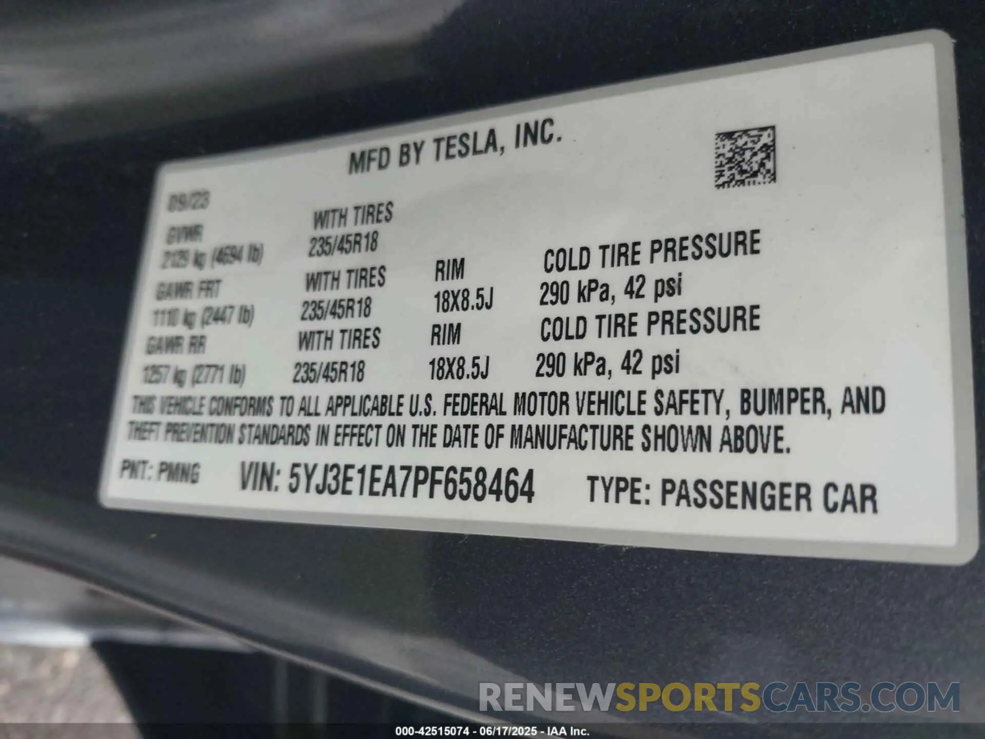 9 Photograph of a damaged car 5YJ3E1EA7PF658464 TESLA MODEL 3 2023