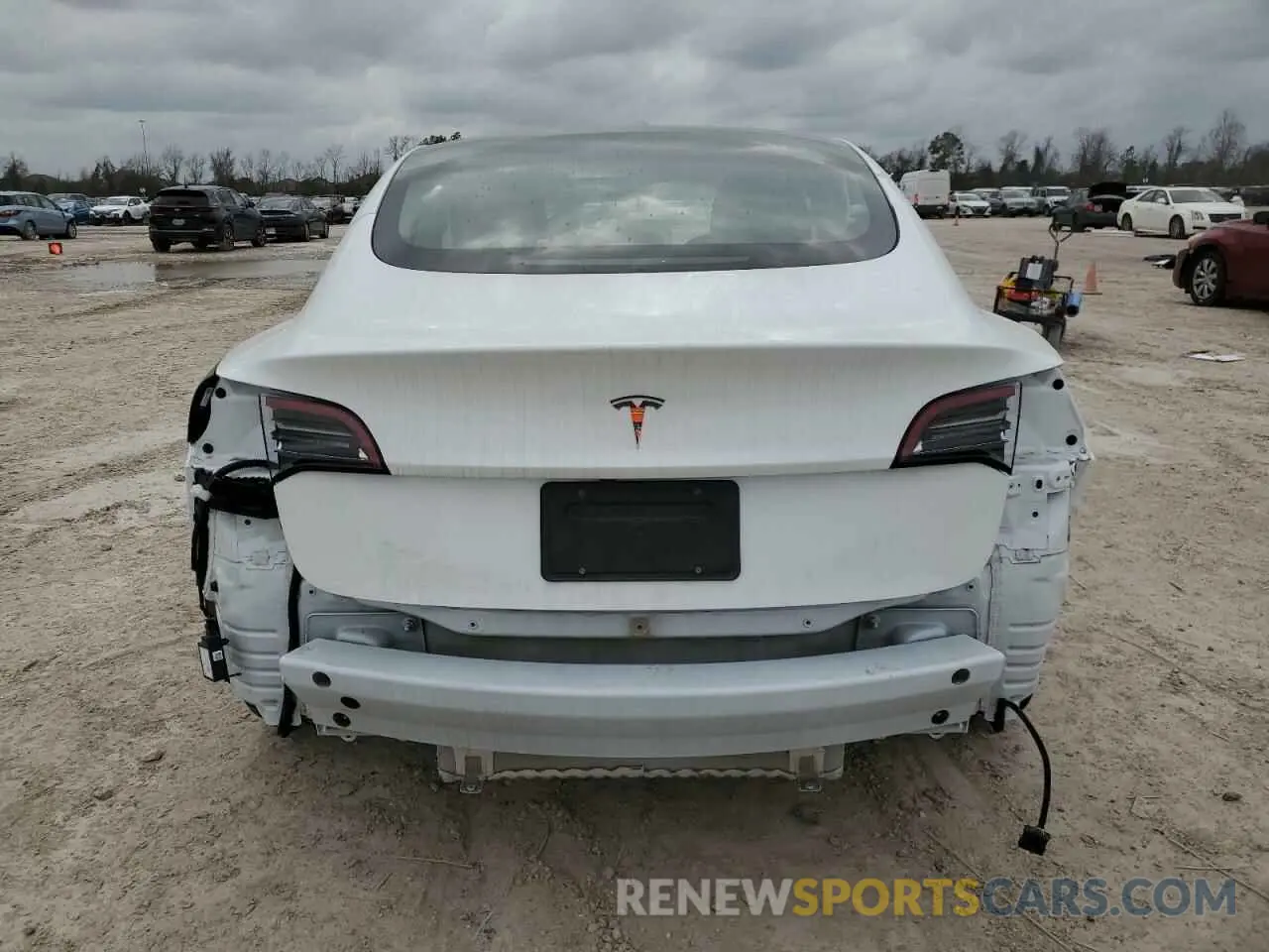 6 Photograph of a damaged car 5YJ3E1EA7PF666077 TESLA MODEL 3 2023