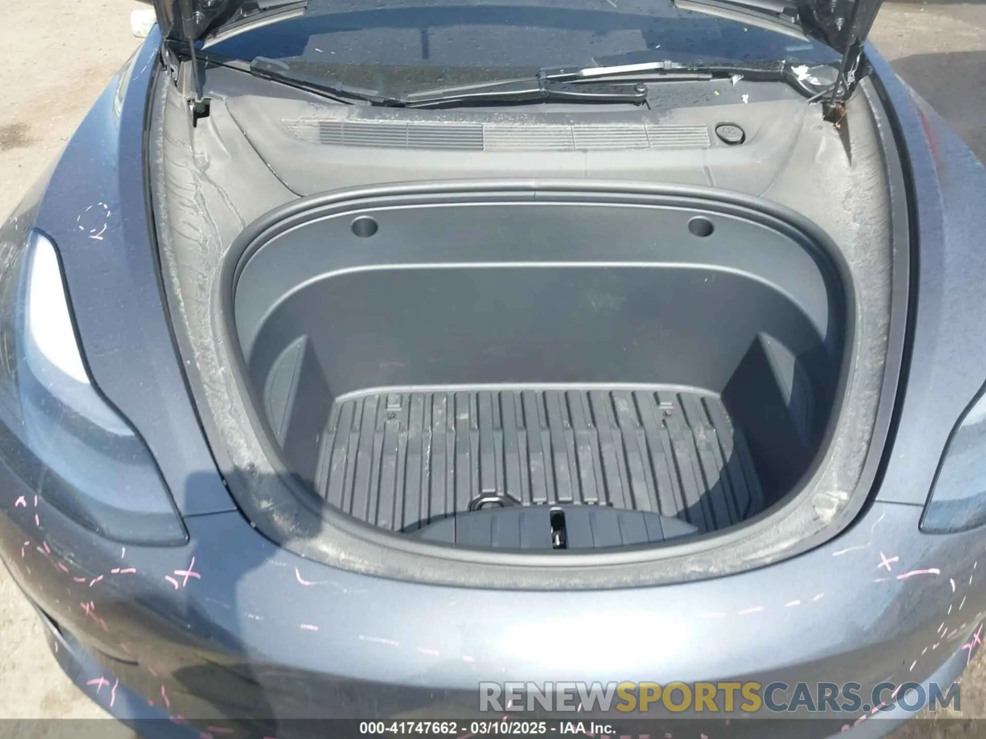 10 Photograph of a damaged car 5YJ3E1EA7PF674048 TESLA MODEL 3 2023