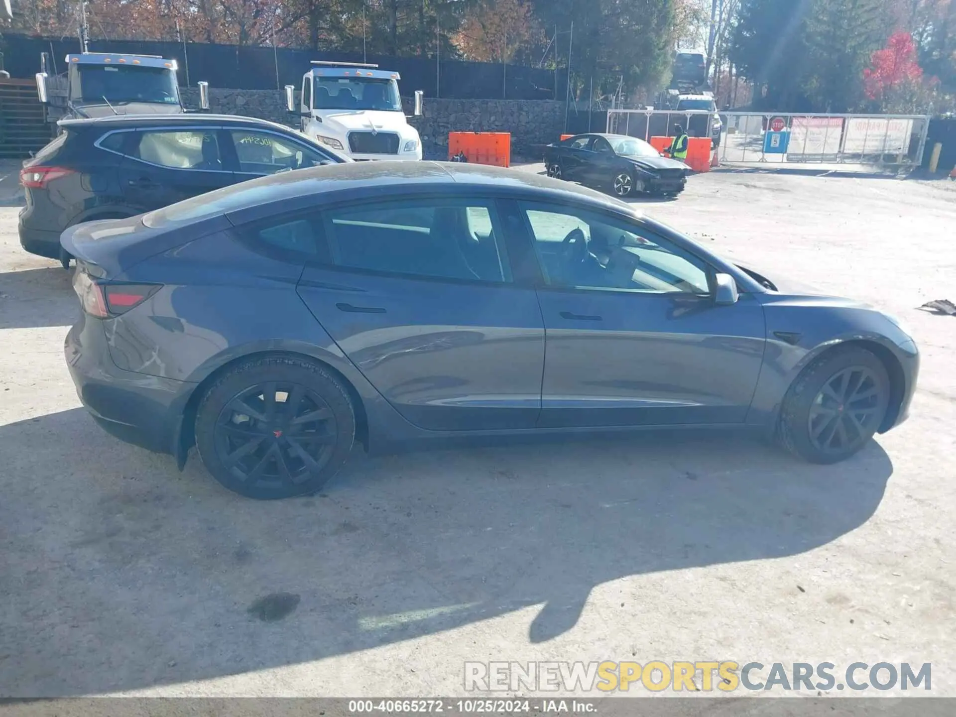 13 Photograph of a damaged car 5YJ3E1EA7PF680674 TESLA MODEL 3 2023