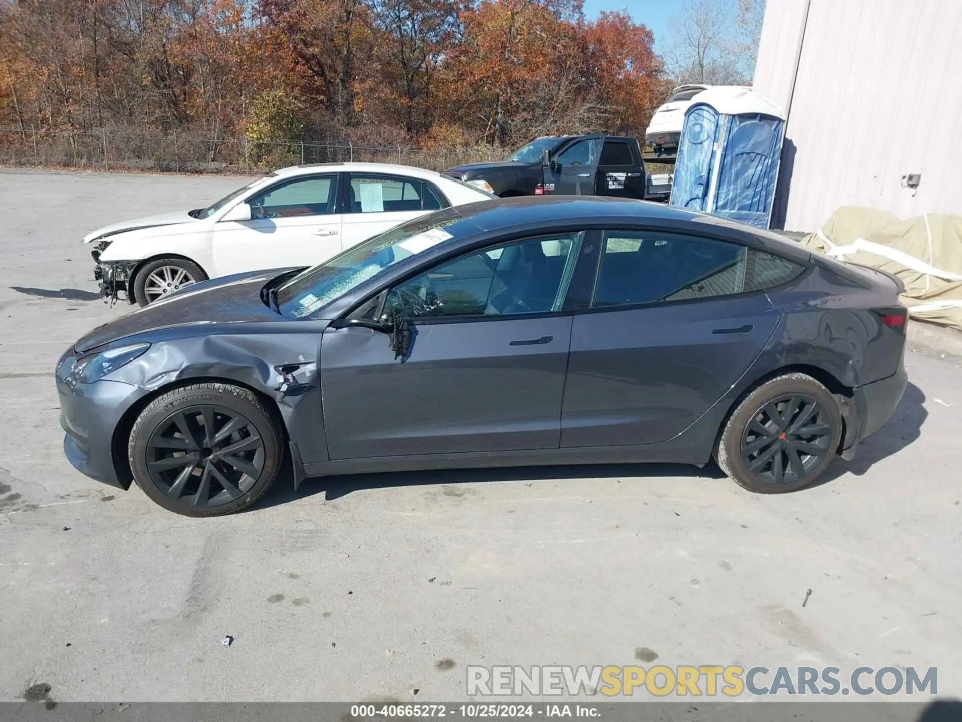 14 Photograph of a damaged car 5YJ3E1EA7PF680674 TESLA MODEL 3 2023