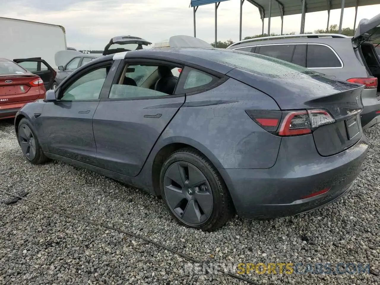 2 Photograph of a damaged car 5YJ3E1EA7PF682246 TESLA MODEL 3 2023