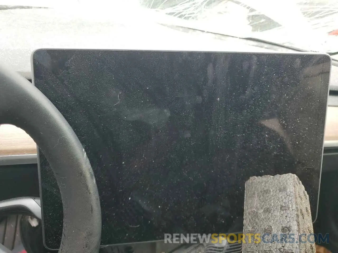 9 Photograph of a damaged car 5YJ3E1EA7PF692047 TESLA MODEL 3 2023