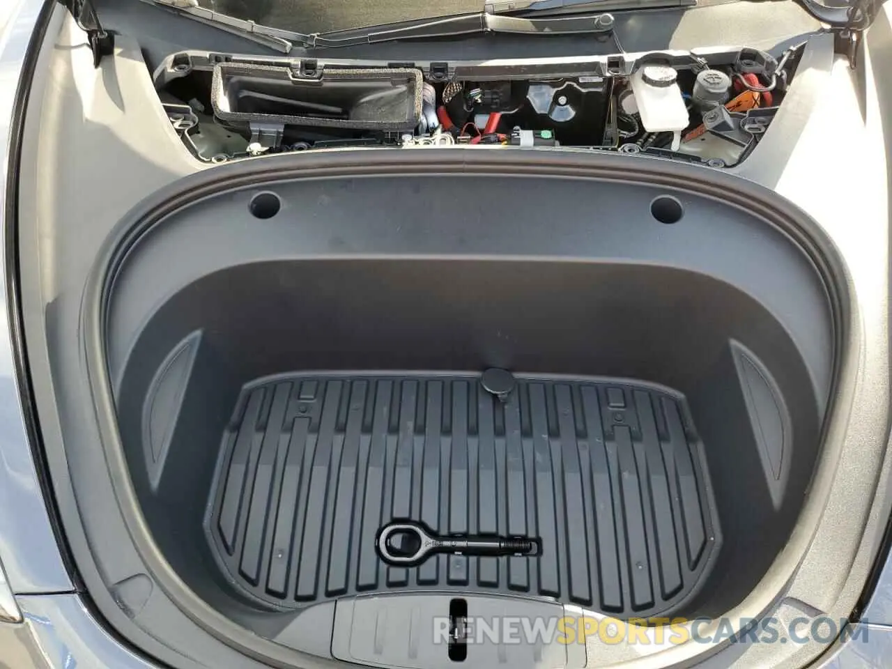 11 Photograph of a damaged car 5YJ3E1EA7PF692646 TESLA MODEL 3 2023