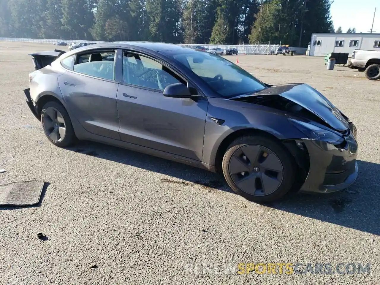 4 Photograph of a damaged car 5YJ3E1EA7PF693683 TESLA MODEL 3 2023