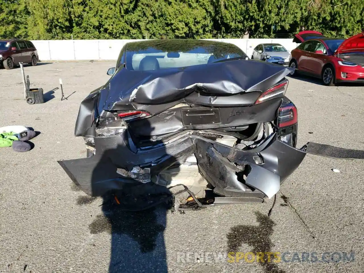 6 Photograph of a damaged car 5YJ3E1EA7PF693683 TESLA MODEL 3 2023