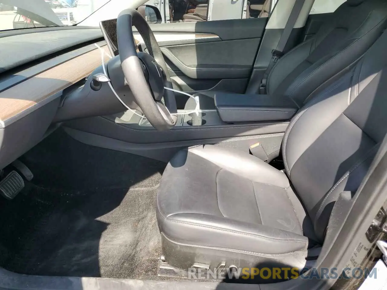 7 Photograph of a damaged car 5YJ3E1EA7PF694008 TESLA MODEL 3 2023