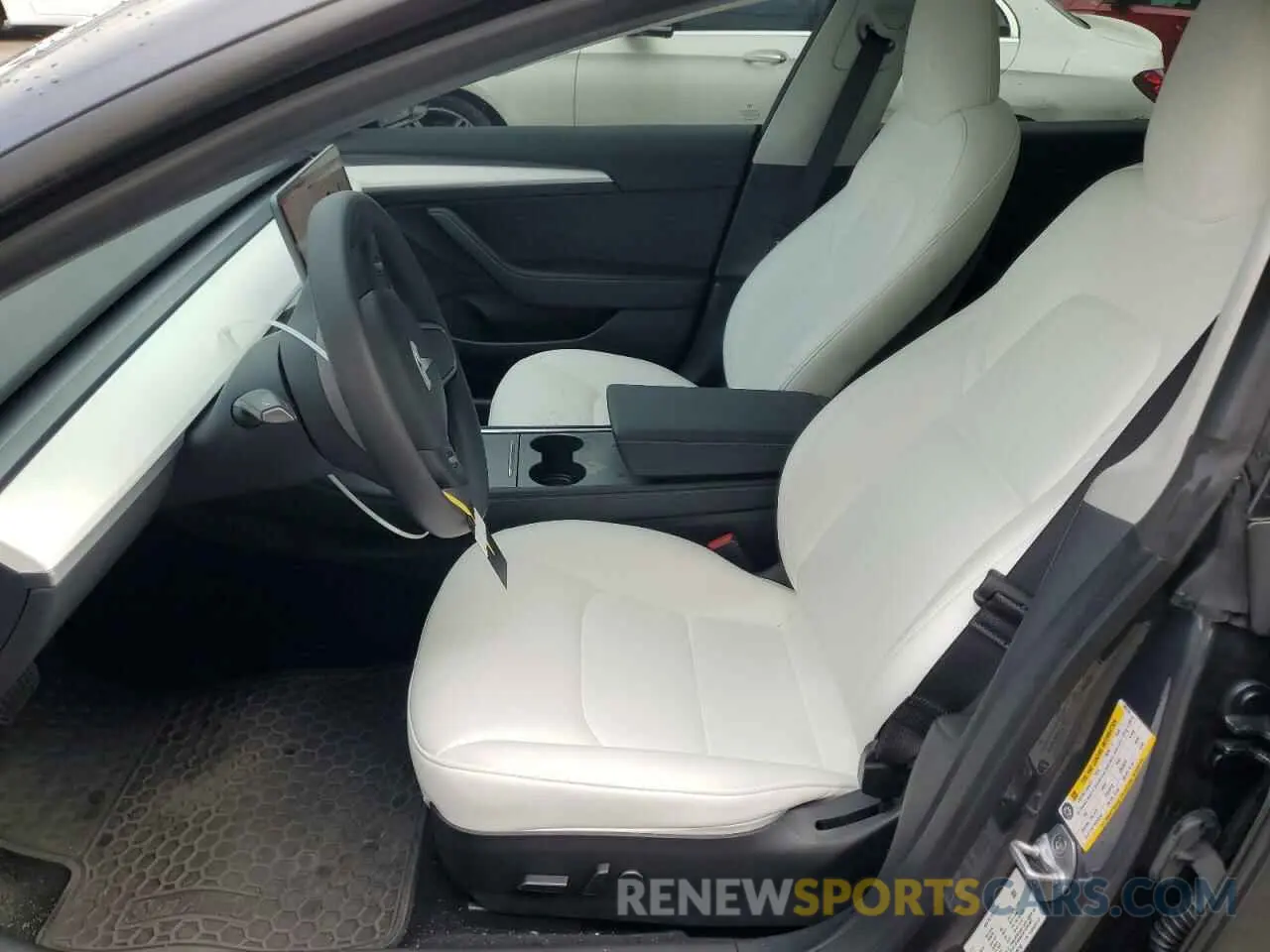 7 Photograph of a damaged car 5YJ3E1EA7PF695756 TESLA MODEL 3 2023