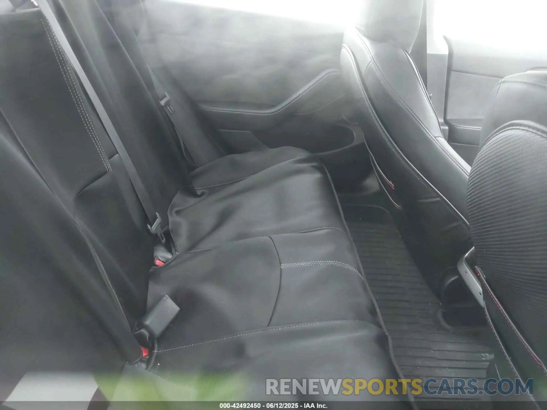 8 Photograph of a damaged car 5YJ3E1EA7PF701264 TESLA MODEL 3 2023