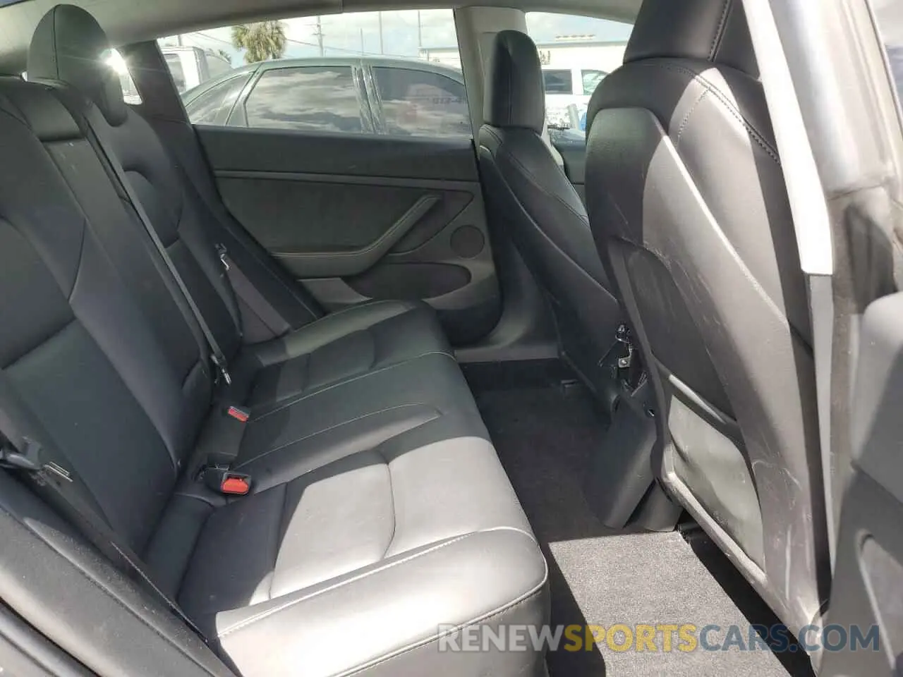 10 Photograph of a damaged car 5YJ3E1EA7PF705024 TESLA MODEL 3 2023