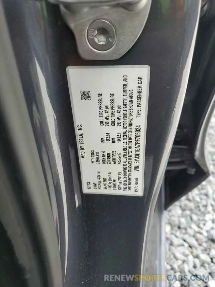 14 Photograph of a damaged car 5YJ3E1EA7PF705024 TESLA MODEL 3 2023