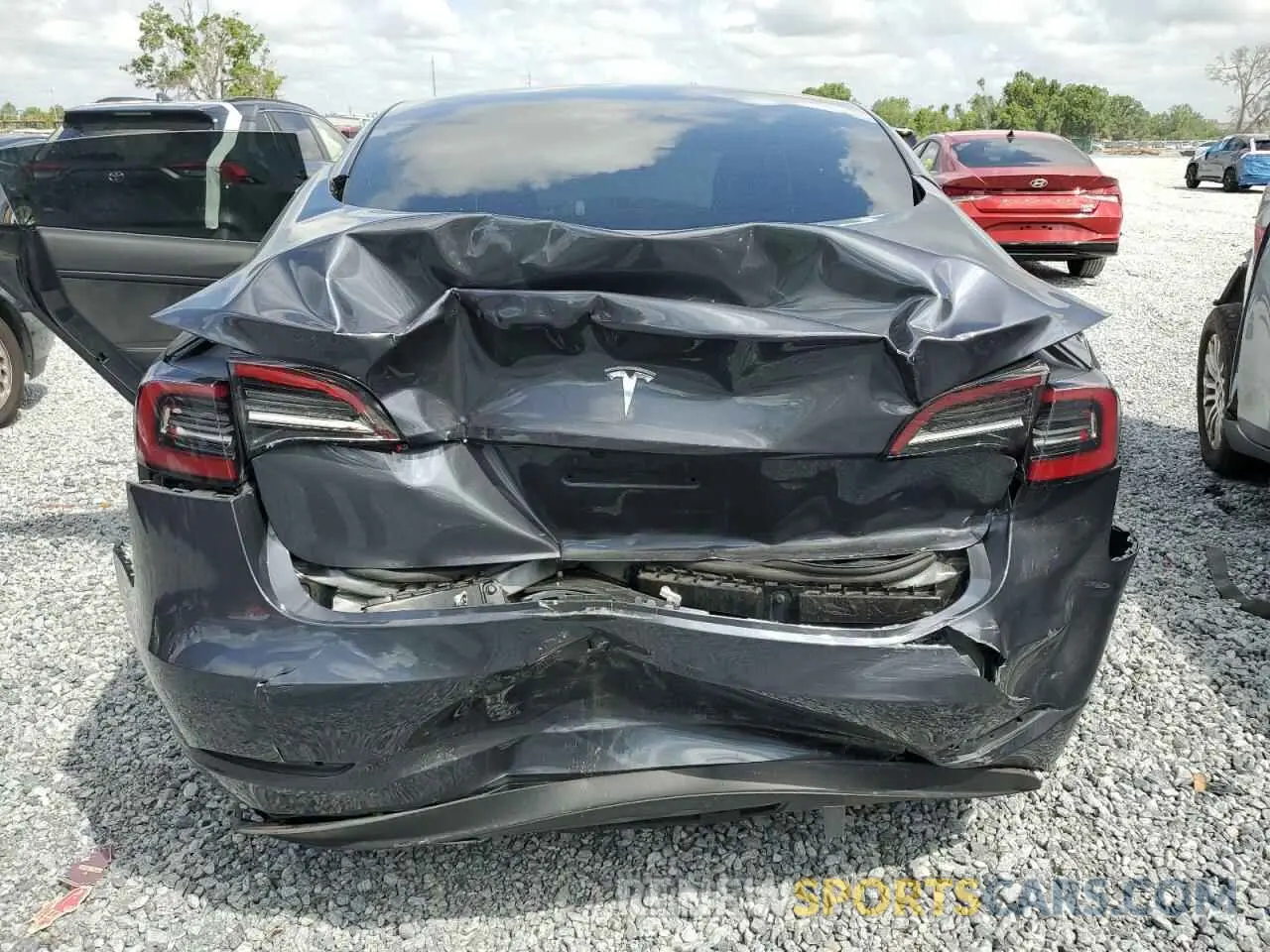 6 Photograph of a damaged car 5YJ3E1EA7PF705024 TESLA MODEL 3 2023