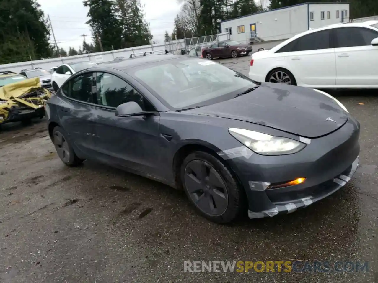 4 Photograph of a damaged car 5YJ3E1EA7PF711664 TESLA MODEL 3 2023