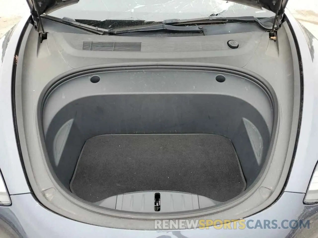 11 Photograph of a damaged car 5YJ3E1EA8PF382697 TESLA MODEL 3 2023