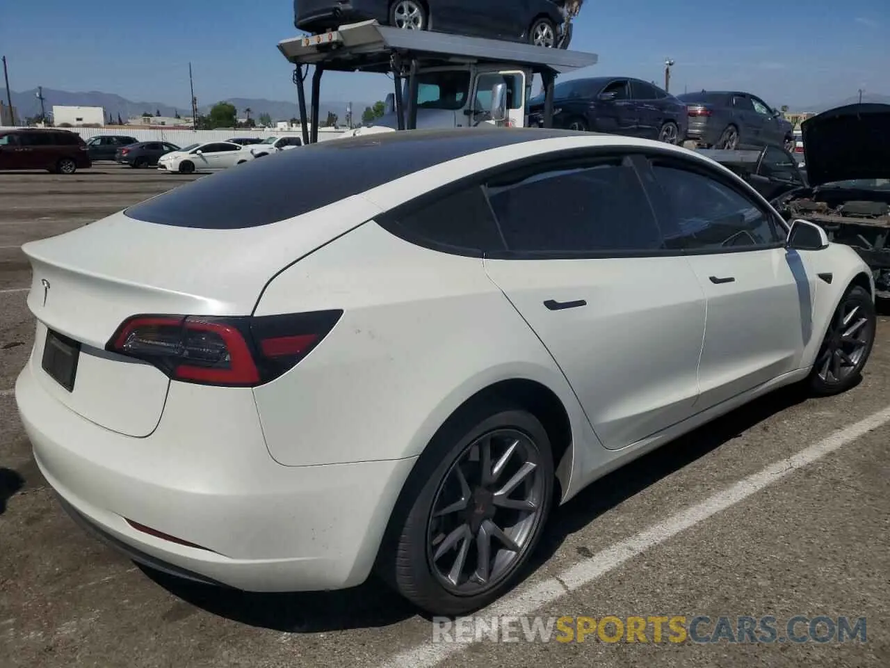 3 Photograph of a damaged car 5YJ3E1EA8PF394705 TESLA MODEL 3 2023