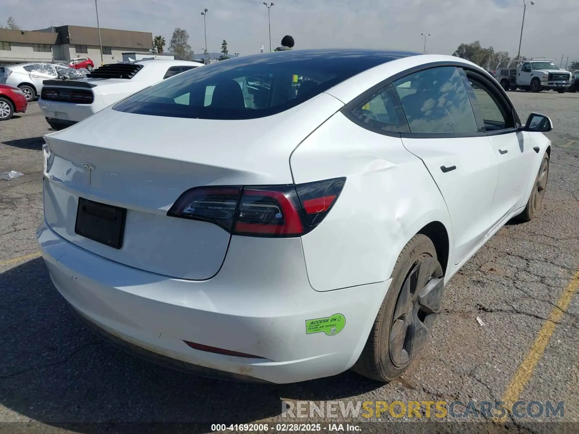 6 Photograph of a damaged car 5YJ3E1EA8PF398110 TESLA MODEL 3 2023