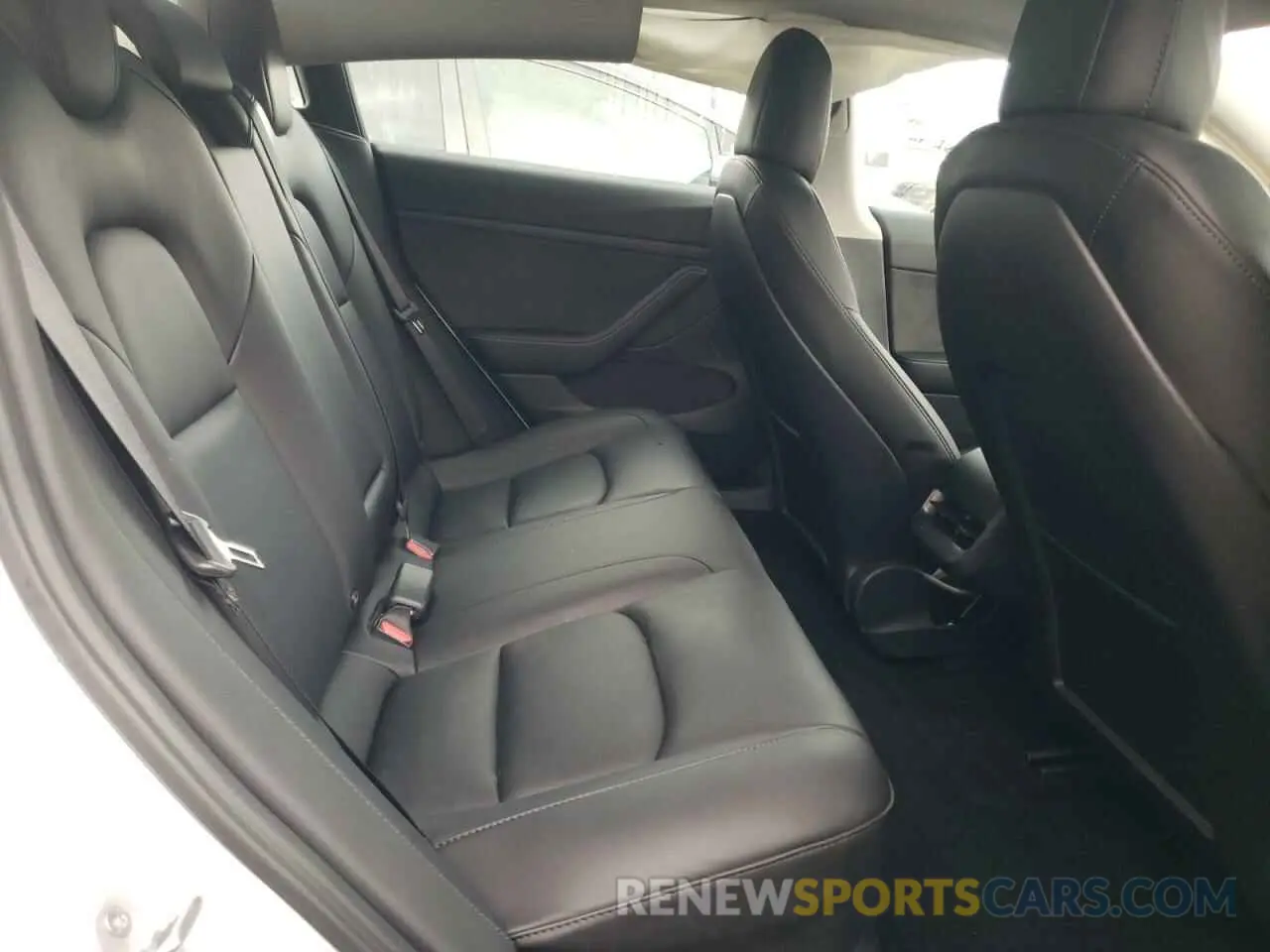 10 Photograph of a damaged car 5YJ3E1EA8PF401149 TESLA MODEL 3 2023