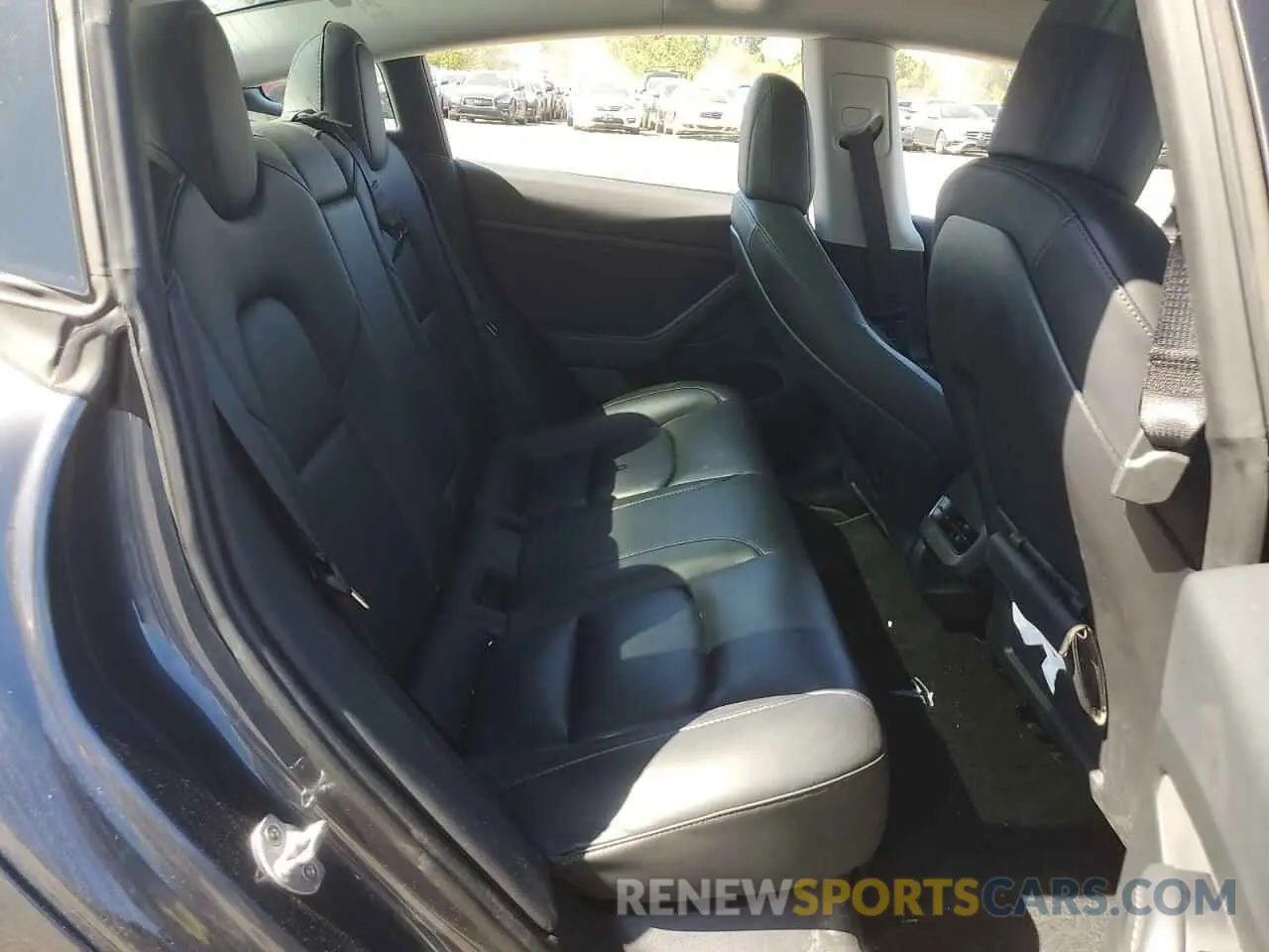 10 Photograph of a damaged car 5YJ3E1EA8PF408005 TESLA MODEL 3 2023