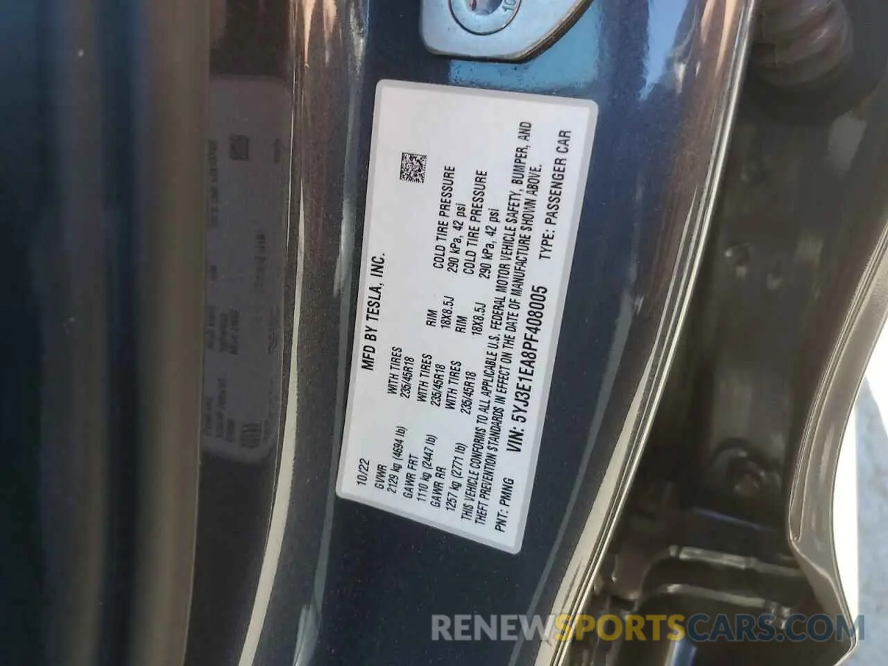 12 Photograph of a damaged car 5YJ3E1EA8PF408005 TESLA MODEL 3 2023