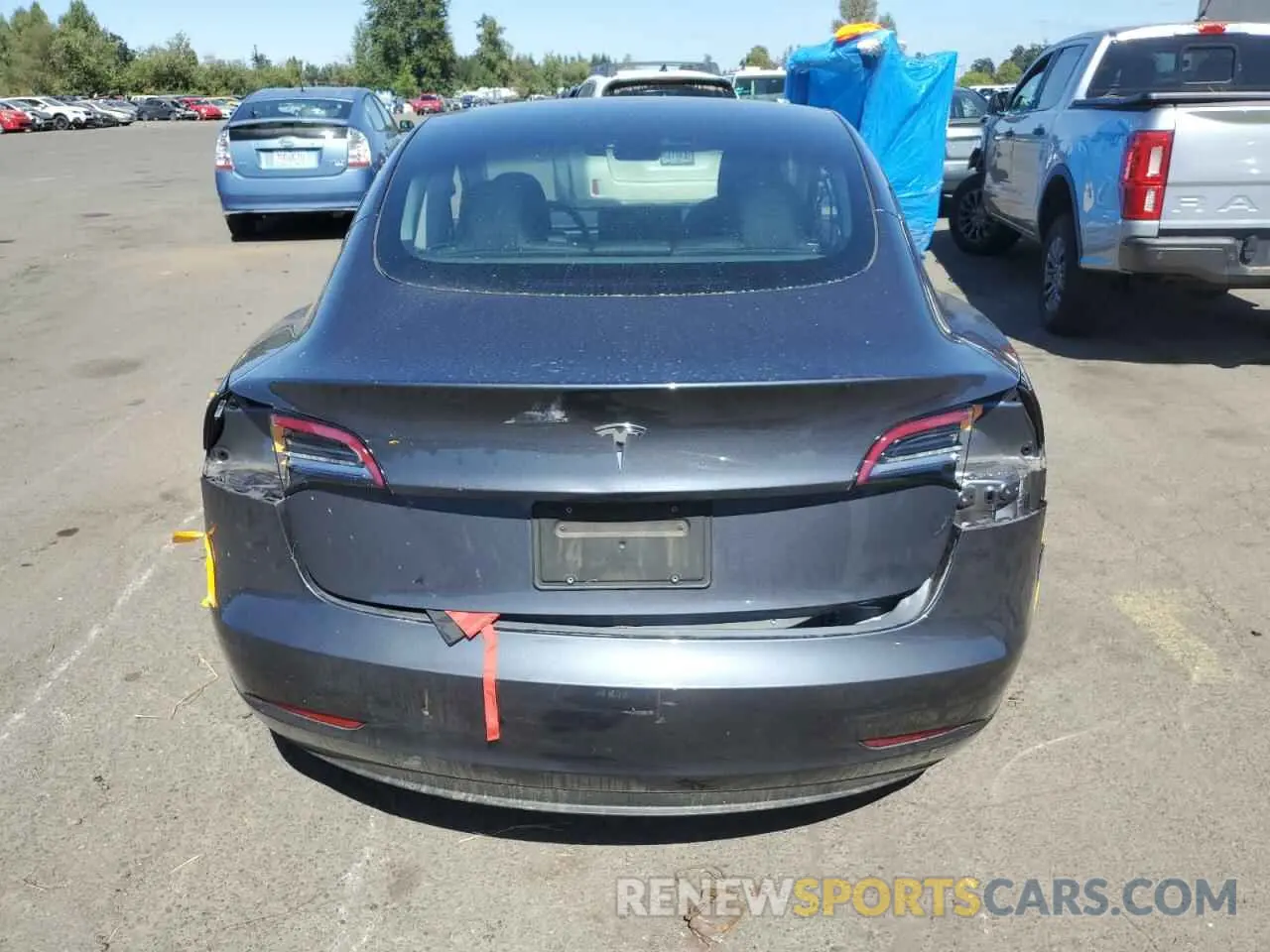 6 Photograph of a damaged car 5YJ3E1EA8PF408005 TESLA MODEL 3 2023