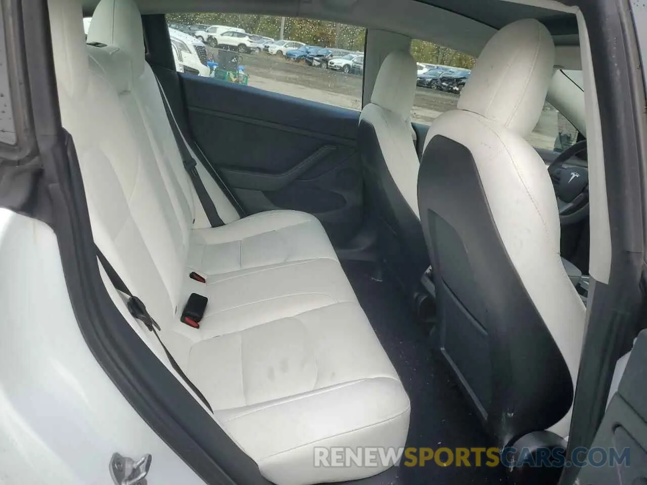 10 Photograph of a damaged car 5YJ3E1EA8PF414998 TESLA MODEL 3 2023