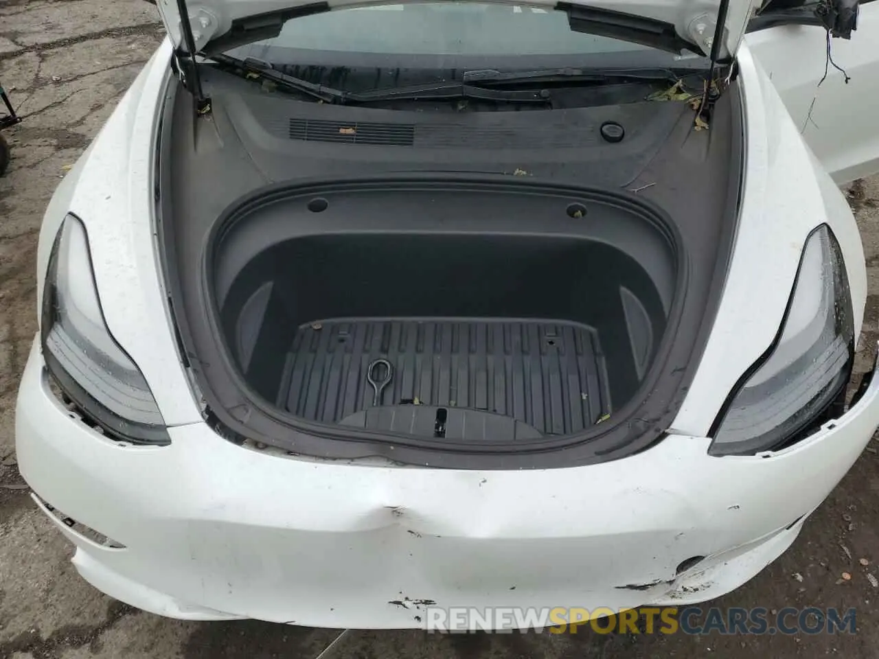11 Photograph of a damaged car 5YJ3E1EA8PF414998 TESLA MODEL 3 2023