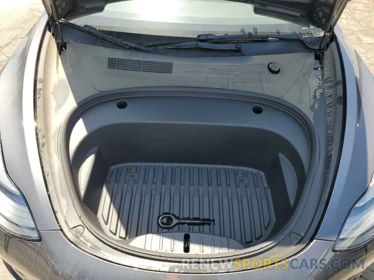 11 Photograph of a damaged car 5YJ3E1EA8PF431008 TESLA MODEL 3 2023