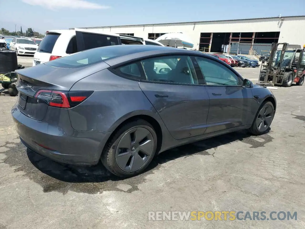 3 Photograph of a damaged car 5YJ3E1EA8PF431008 TESLA MODEL 3 2023