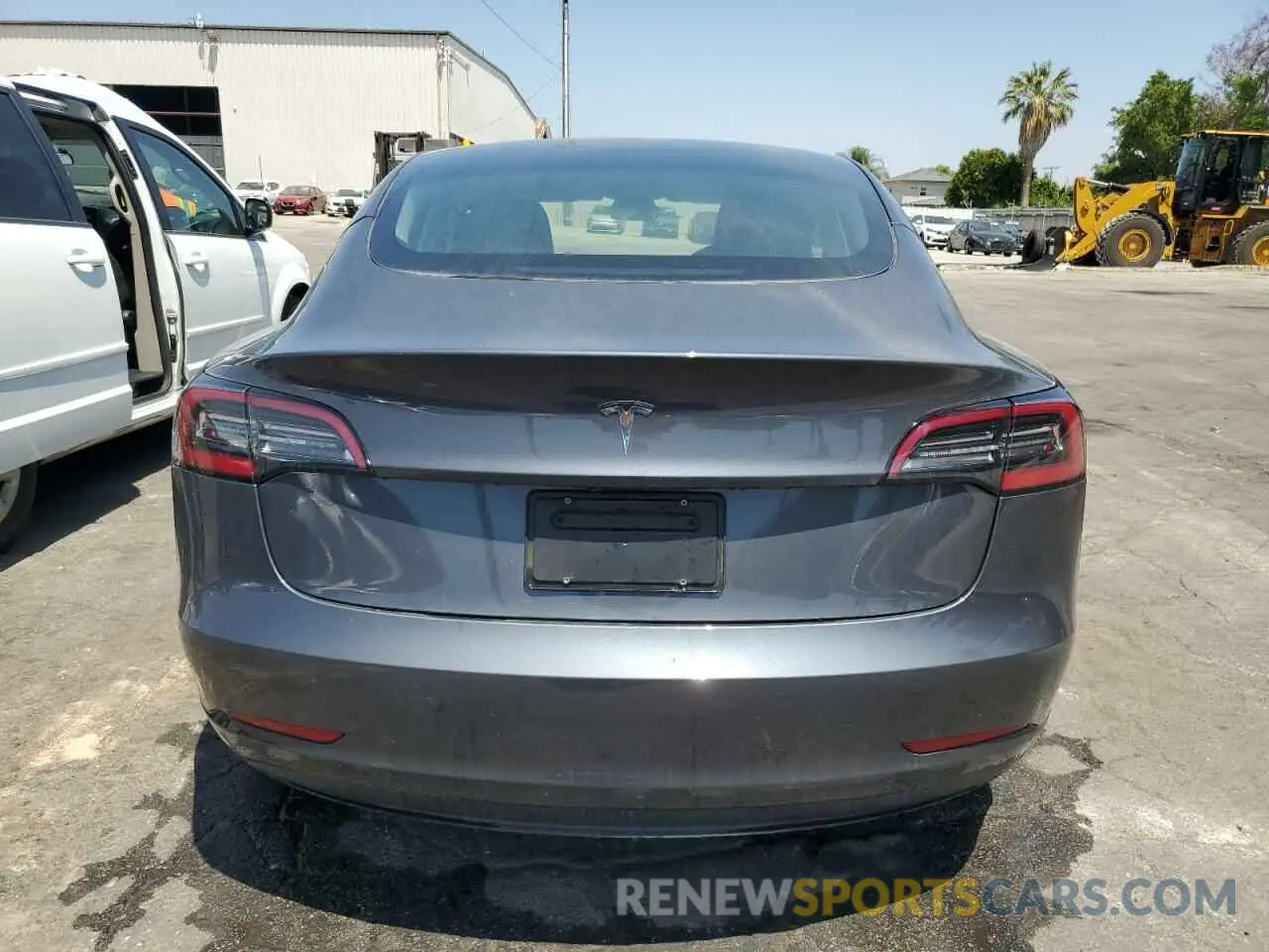 6 Photograph of a damaged car 5YJ3E1EA8PF431008 TESLA MODEL 3 2023