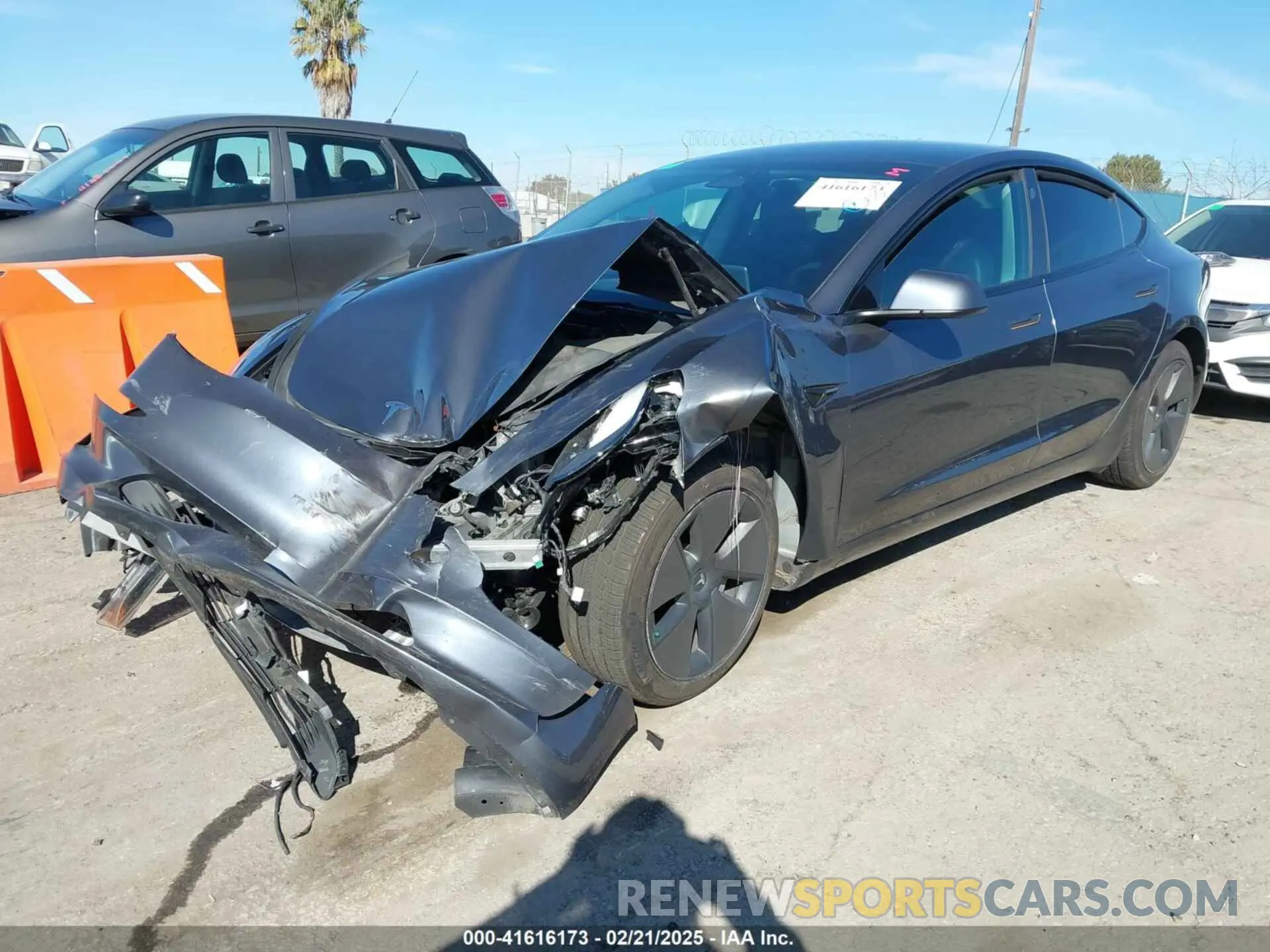 2 Photograph of a damaged car 5YJ3E1EA8PF431977 TESLA MODEL 3 2023