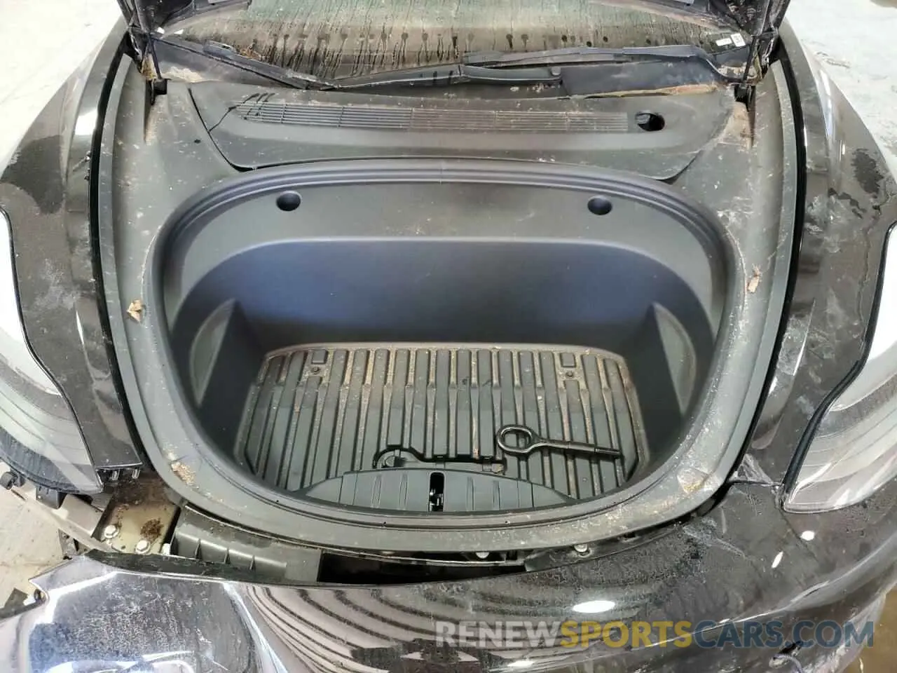11 Photograph of a damaged car 5YJ3E1EA8PF434958 TESLA MODEL 3 2023