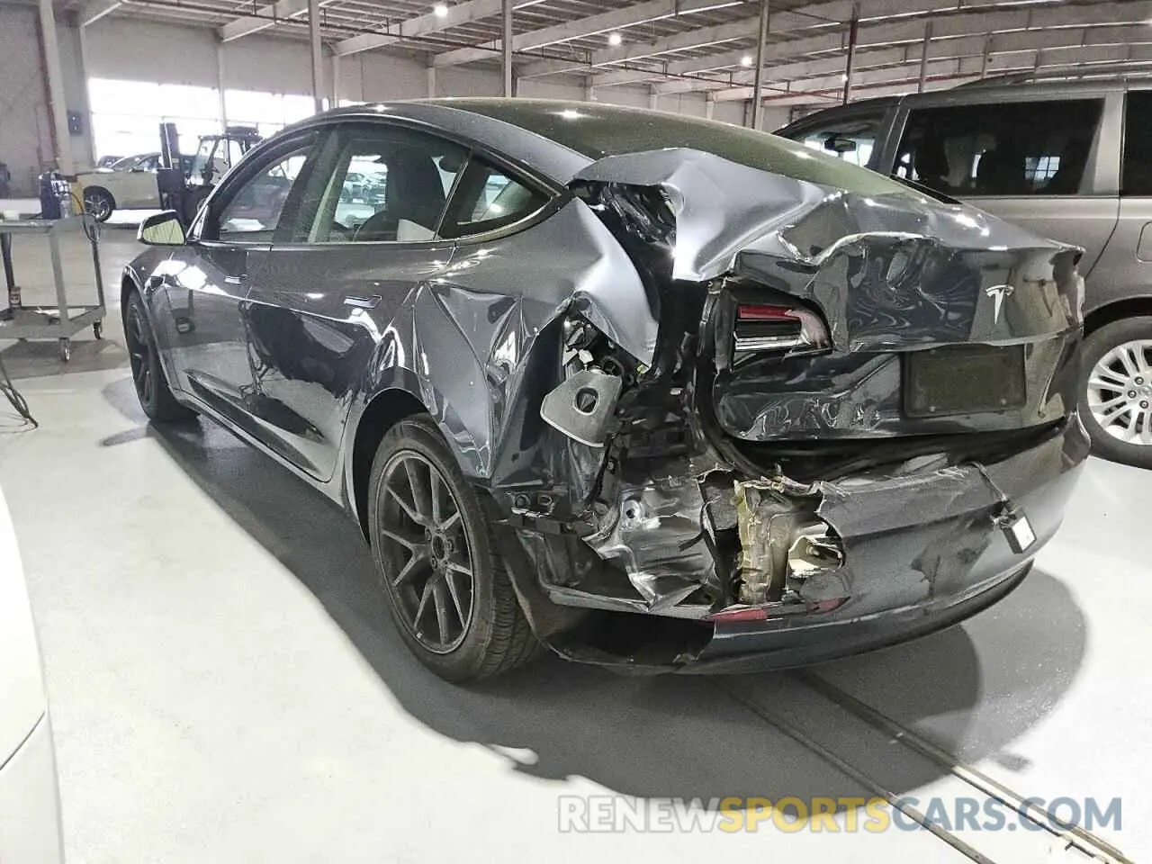 2 Photograph of a damaged car 5YJ3E1EA8PF447841 TESLA MODEL 3 2023