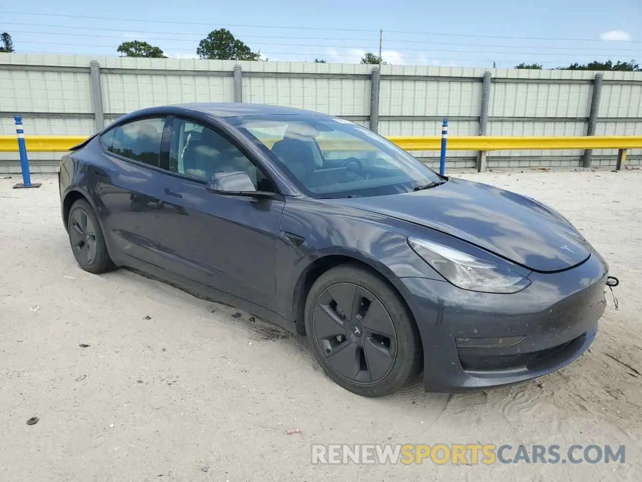 4 Photograph of a damaged car 5YJ3E1EA8PF448309 TESLA MODEL 3 2023