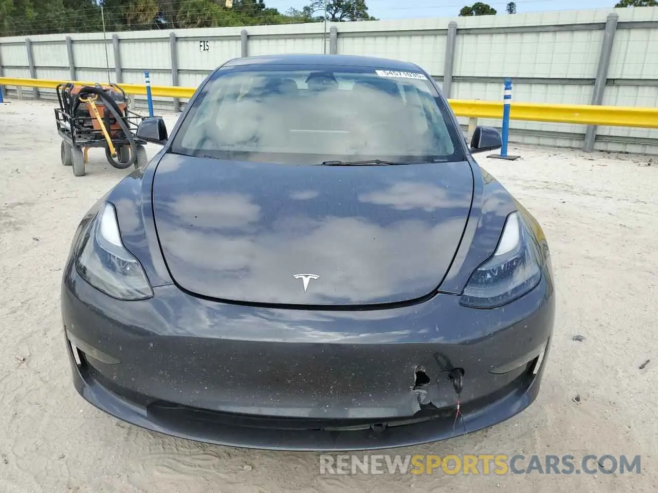 5 Photograph of a damaged car 5YJ3E1EA8PF448309 TESLA MODEL 3 2023
