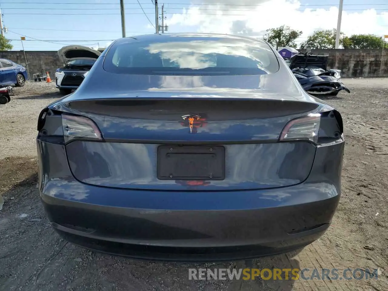 6 Photograph of a damaged car 5YJ3E1EA8PF449587 TESLA MODEL 3 2023