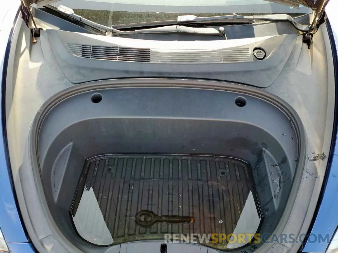 11 Photograph of a damaged car 5YJ3E1EA8PF450710 TESLA MODEL 3 2023