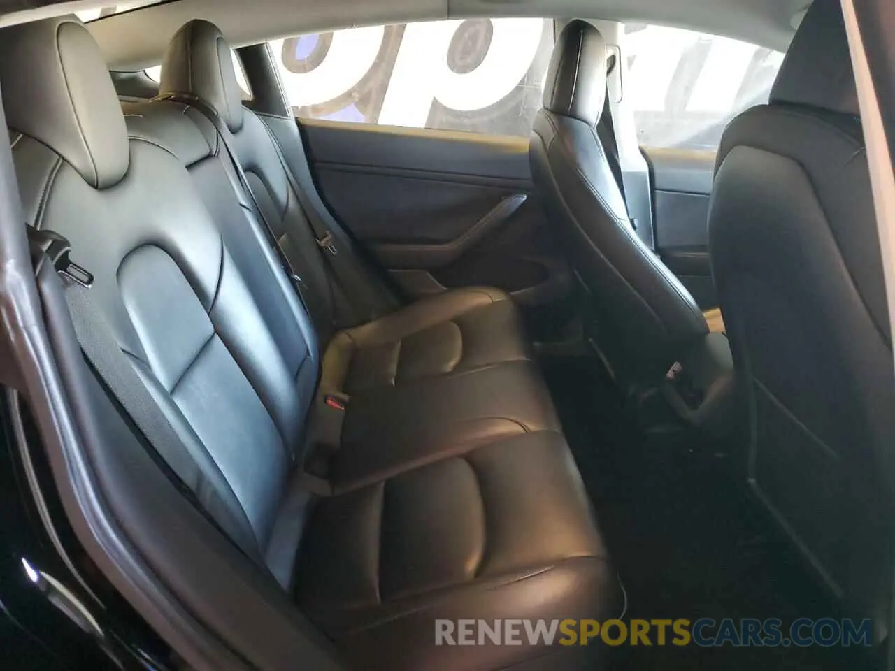 10 Photograph of a damaged car 5YJ3E1EA8PF450755 TESLA MODEL 3 2023