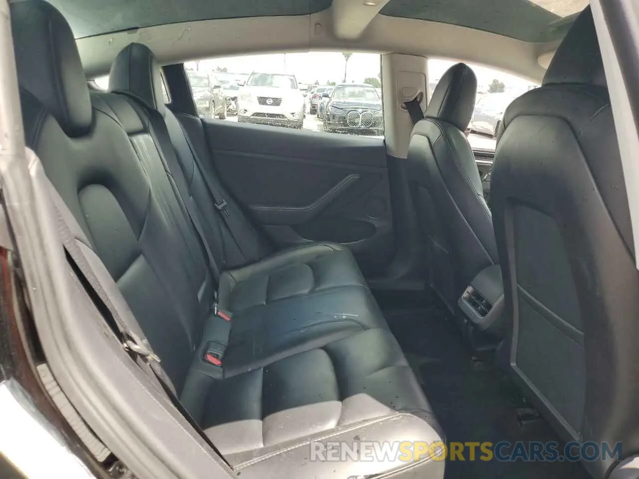 10 Photograph of a damaged car 5YJ3E1EA8PF455826 TESLA MODEL 3 2023