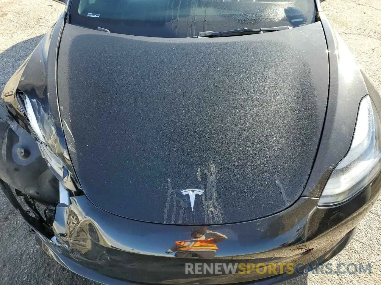 13 Photograph of a damaged car 5YJ3E1EA8PF493802 TESLA MODEL 3 2023