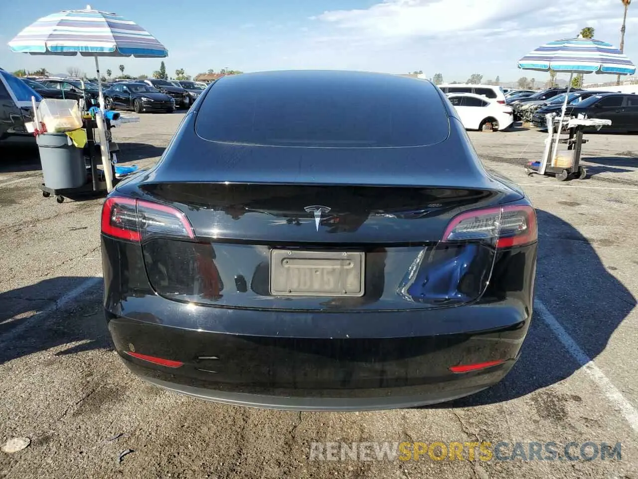 6 Photograph of a damaged car 5YJ3E1EA8PF493802 TESLA MODEL 3 2023