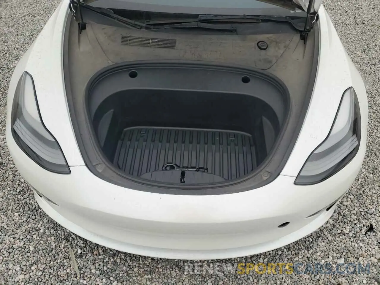 11 Photograph of a damaged car 5YJ3E1EA8PF495758 TESLA MODEL 3 2023