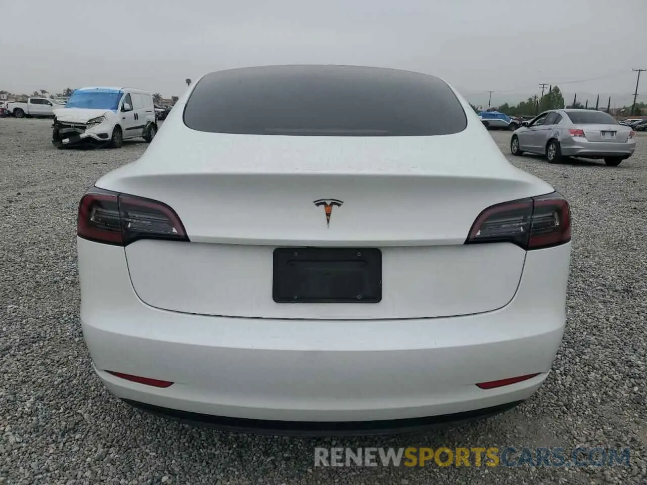 6 Photograph of a damaged car 5YJ3E1EA8PF495758 TESLA MODEL 3 2023
