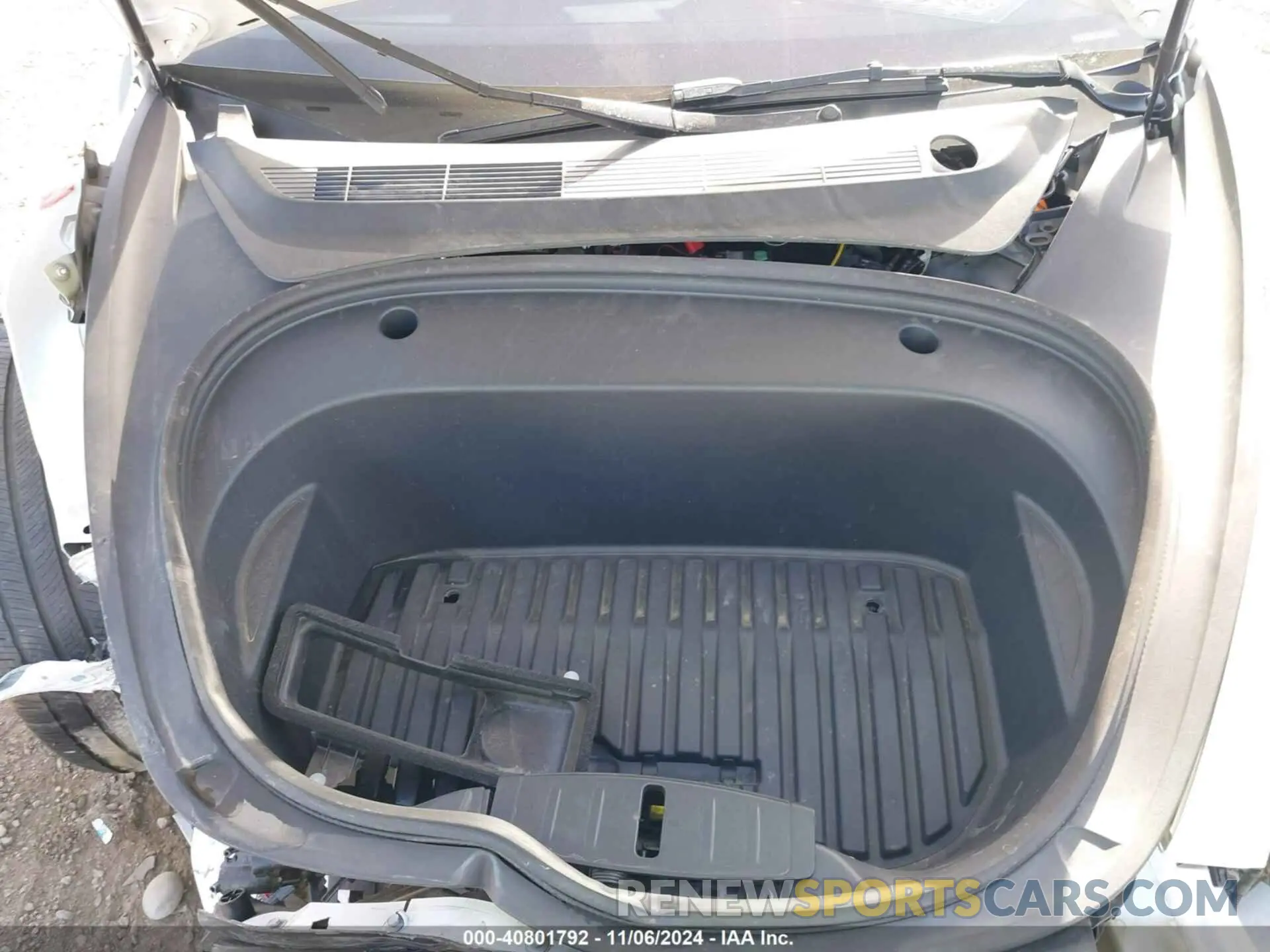 10 Photograph of a damaged car 5YJ3E1EA8PF497056 TESLA MODEL 3 2023