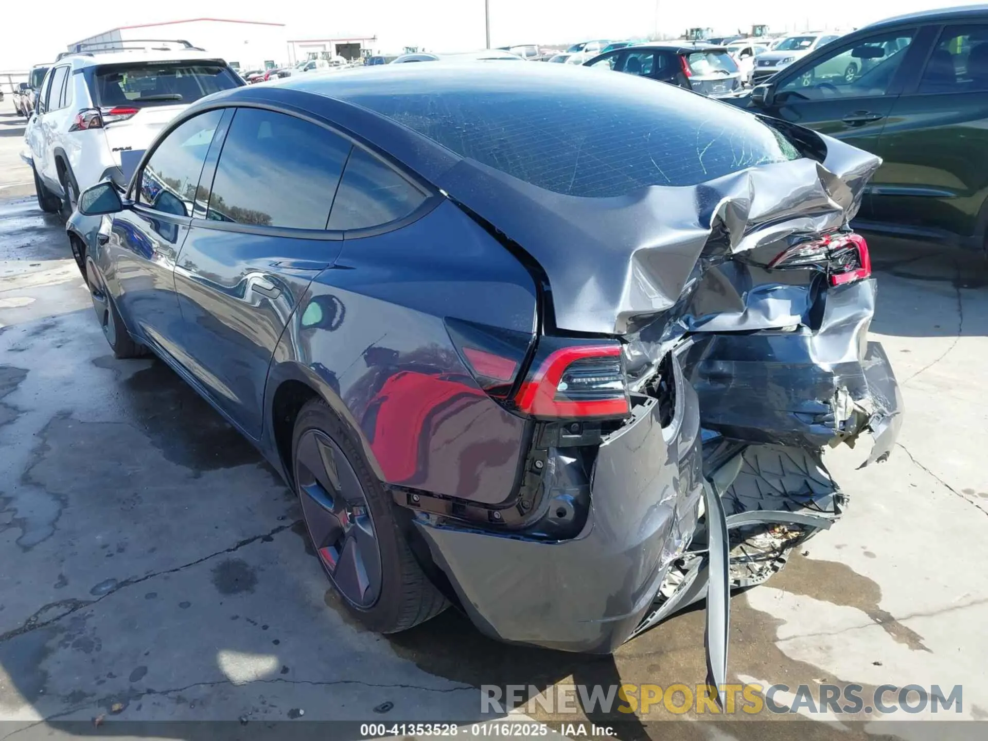 3 Photograph of a damaged car 5YJ3E1EA8PF509089 TESLA MODEL 3 2023