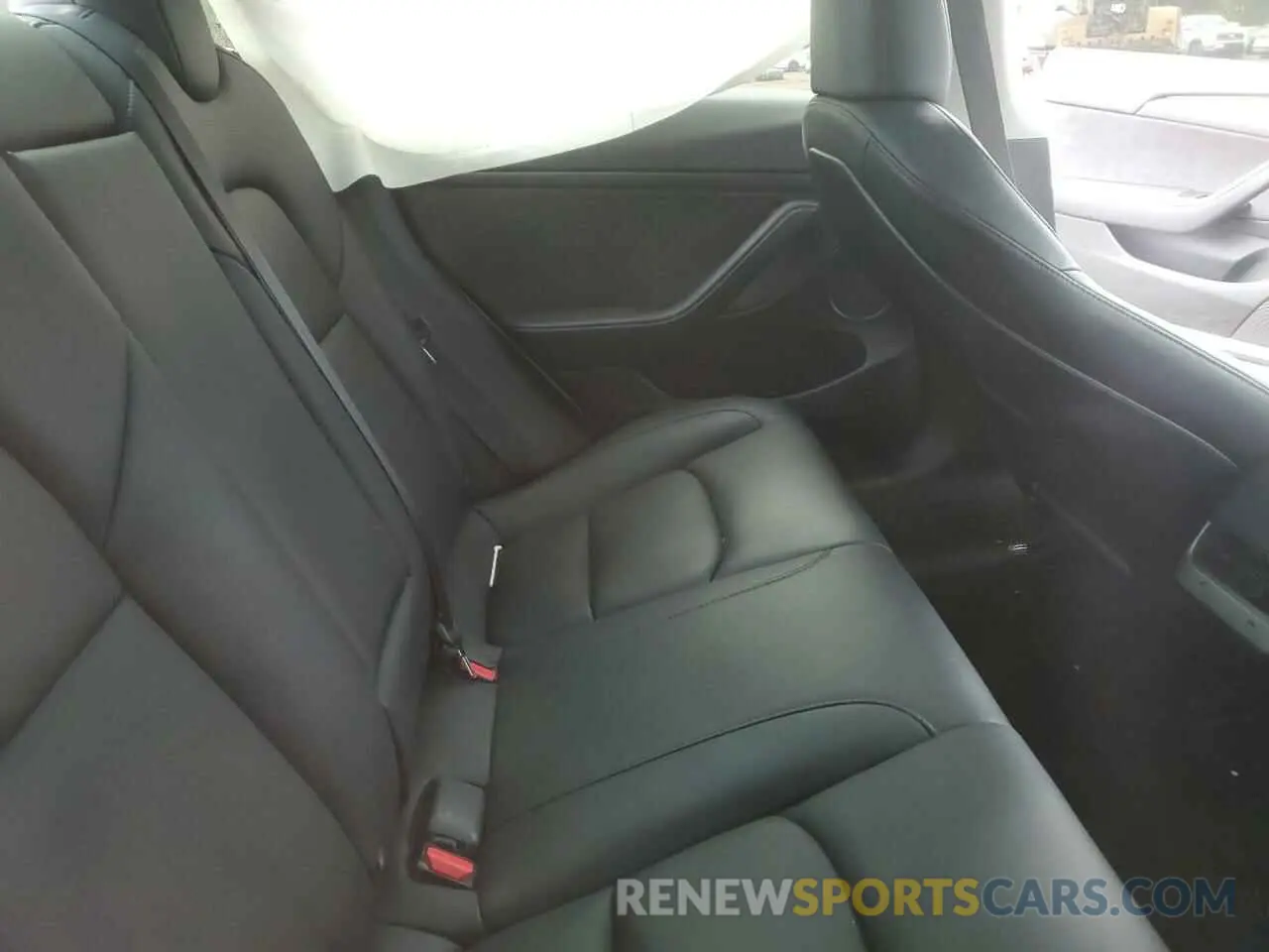 10 Photograph of a damaged car 5YJ3E1EA8PF509934 TESLA MODEL 3 2023